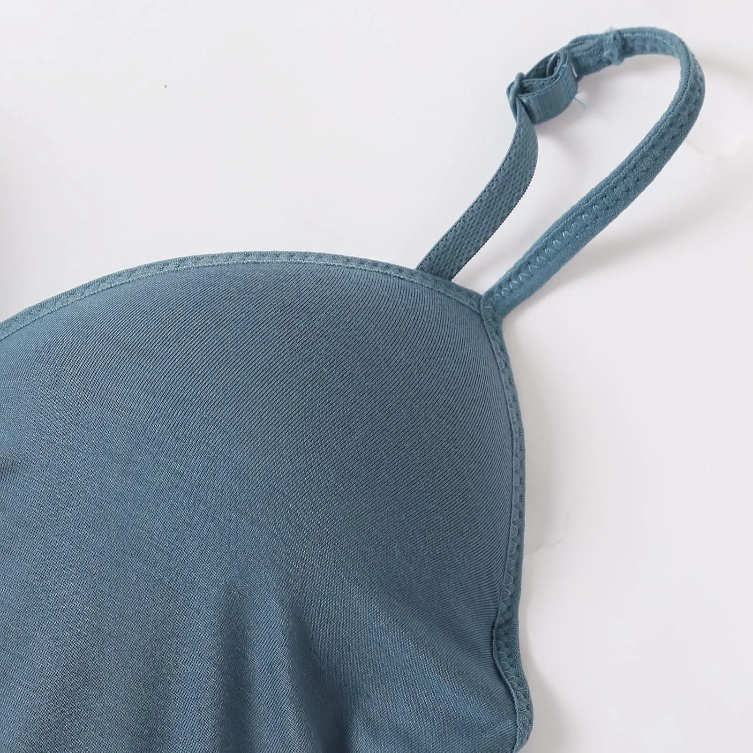 Camisole Tops for Women Built in Bra Tank Tops for Women Bras No Underwire Yoga Tops Workout Tops Sports Padded Cami
