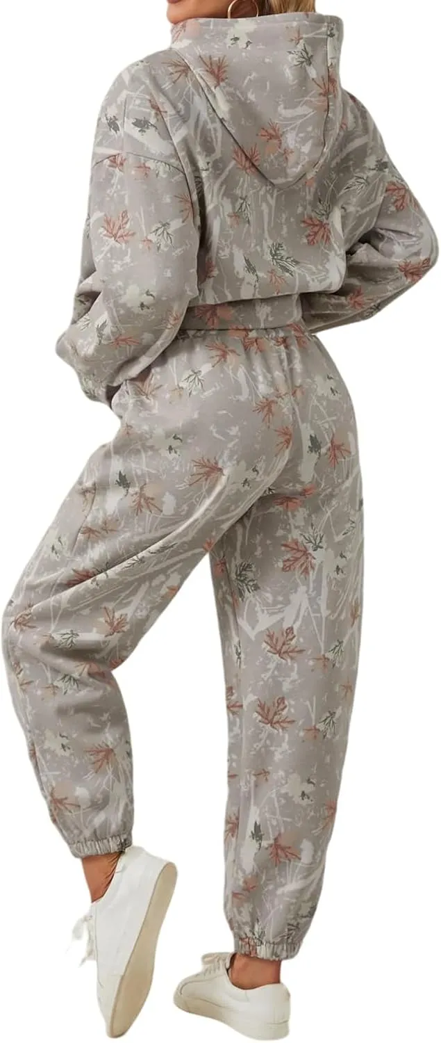 Camo Sweatsuits Women 2 Piece Outfit Camo Hoodies Pullover Maple Leaf Print Oversized Sweatshirt Joggers Sweat Sets