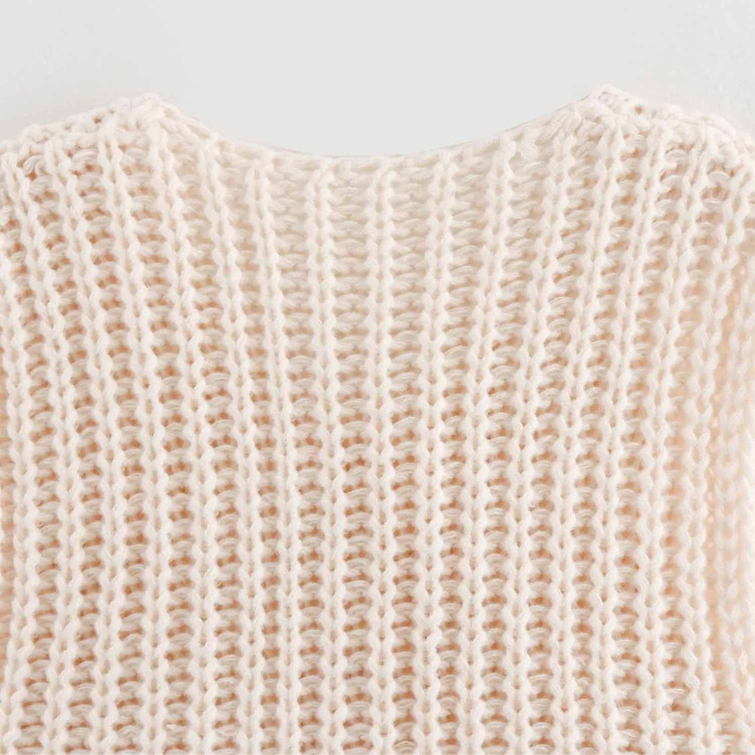 Hixiaohe Womens Crochet Chunky Knit Top Sleeveless Button Down Crop Tops Trendy Cardigan Sweater Vest for Women with Pockets