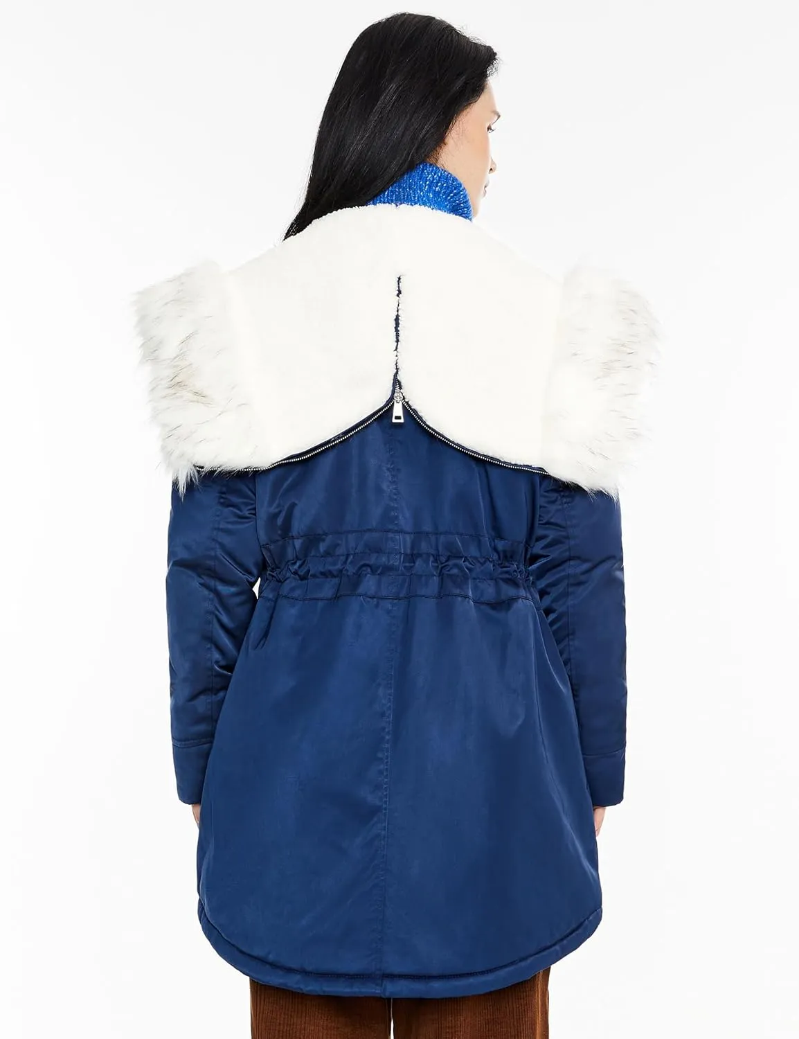 Orolay Women's Long Winter Parka - Fleece Lined Hooded Jacket Warm Coat with Pockets