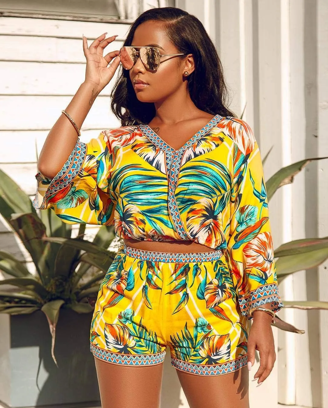 Sexy Two Piece Shorts Set - African Floral Jumpsuits Rompers Vacation Club Outfit