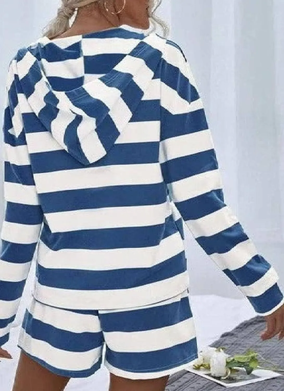 Women's Striped 2 Piece Outfits Long Sleeve Sweatsuits Hoodies with Short Pant Matching Sets for 2025 Spring Fashion
